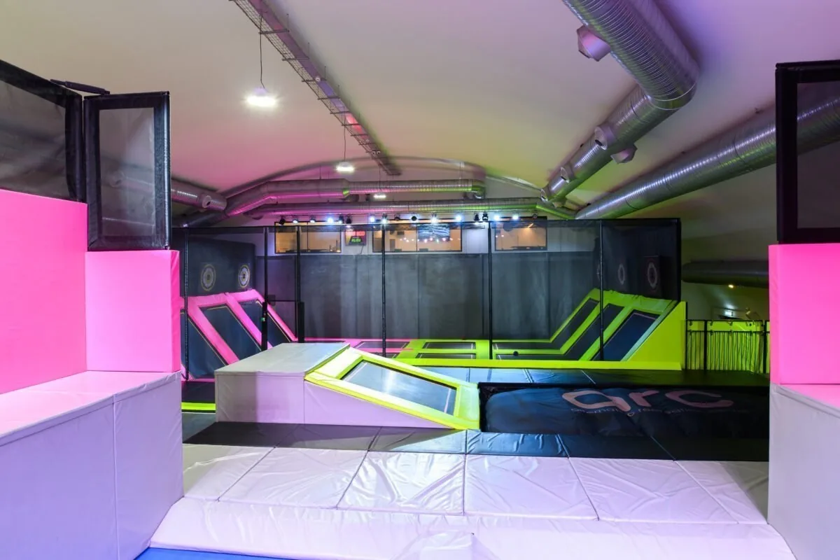 Φωτογραφία: ARC: αρένα τραμπολίνων και parkour