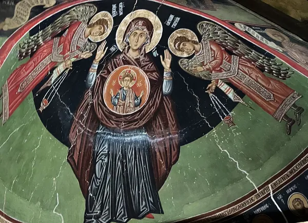 Fresco of the Virgin in the apse of Stavros tou Agiasmati
